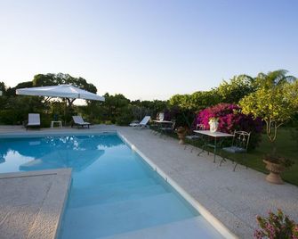 Baglio Sant'Andrea - Valderice - Piscina