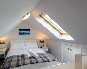 Charming Cottage in North Berwick with Sea Views - North Berwick - Habitación