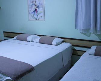 Domus Hotel Veneza Ipatinga - Ipatinga - Ložnice