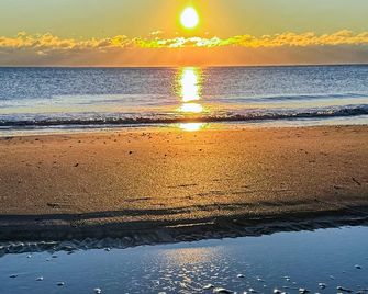 Cozy cottage near the beach with internet, AC, Washer/Dryer - Fernandina Beach - Παραλία