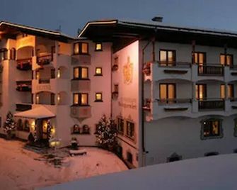 Hotel Metzgerwirt - Kirchberg in Tirol - Bygning