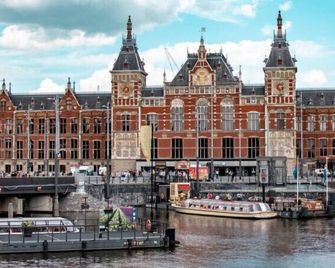 Hotelux Amsterdam Airport Hotel - Hoofddorp - Vista del exterior