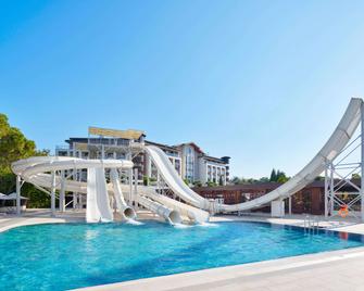 Voyage Sorgun Hotel - Side - Piscina