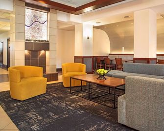 Hyatt Place Cincinnati Blue Ash - Blue Ash - Lounge