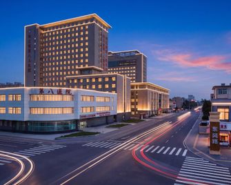 Thank Hotel Shijiazhuang Yuhua Qingyuan Street - Shijiazhuang - Edificio