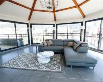 Unique a Cannes - Cannes - Living room