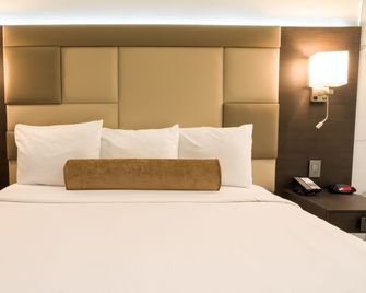 Hotel Xilo Glendale - Glendale - Bedroom