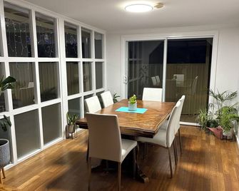 Rustic Retreat Esperance - Esperance - Essbereich