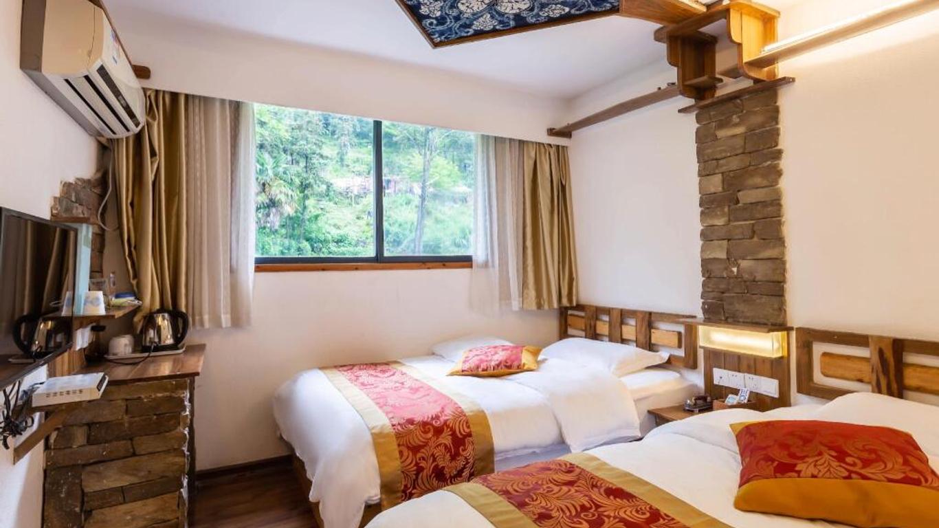 Destination Youth Hostel