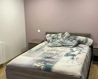 Maison de campagne - Lacaune - Schlafzimmer