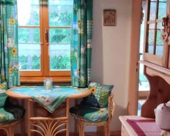 House by the lake -KEK9 - 허쉬버그 - 다이닝룸