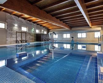 Penichepraia - Bungalows, Campers & Spa - Peniche - Pool