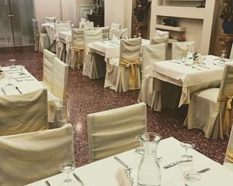 Hotel Solomou Athens - Athens - Restaurant
