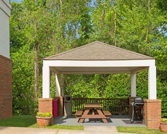 Suburban Studios Charlotte-Executive Pa - Charlotte - Patio