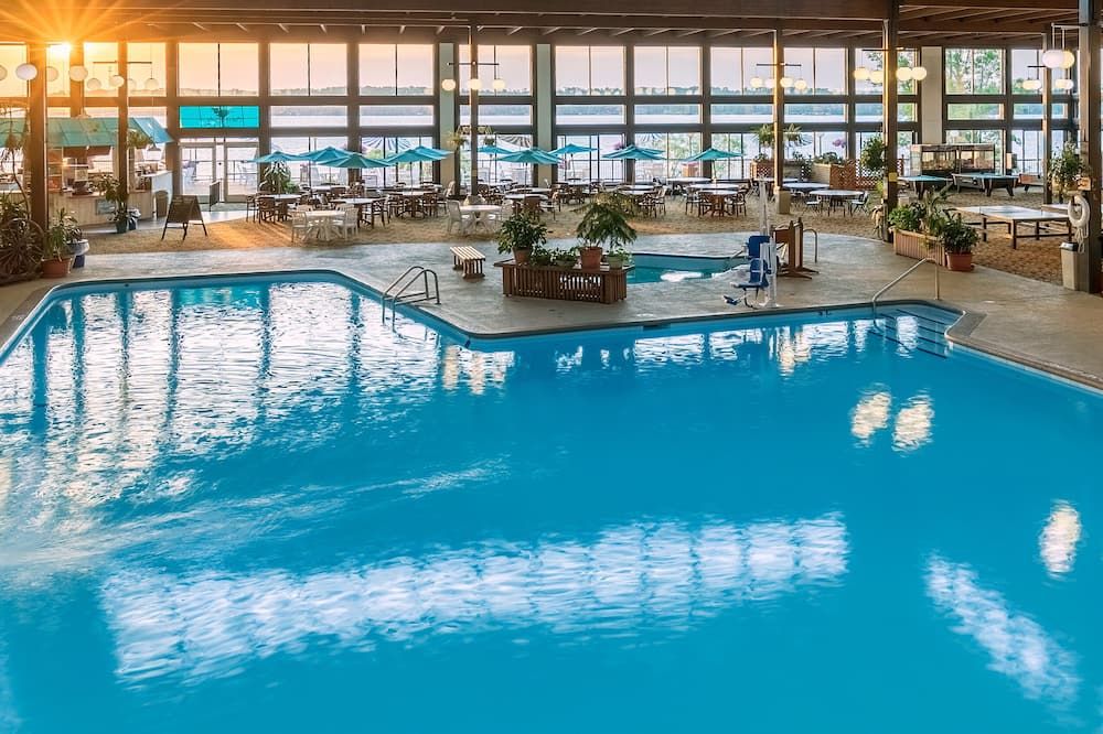 Cragun's Resort & Hotel - Brainerd - Pool