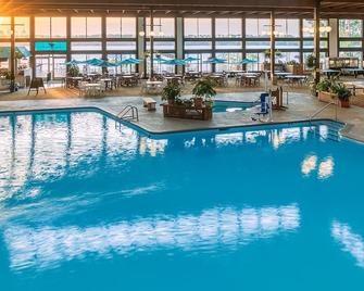 Cragun's Resort on Gull Lake - Brainerd - Pool