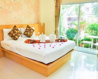 The Orange City Resort - Ao Nang - Schlafzimmer