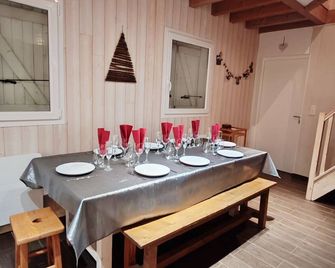 le chalet du bout du lac - Gérardmer - Salle à manger