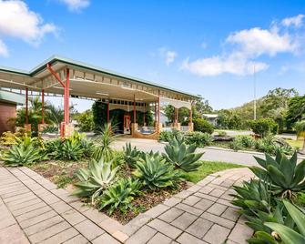 Comfort Hotel Parklands Calliope - Gladstone - Κτίριο