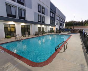 Hampton Inn Kerrville - Kerrville - Pool