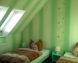 Ferienwohnung Hüttenhof Großleinungen - Sangerhausen - Schlafzimmer