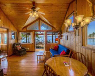 West Beach Resort - Eastsound - Comedor
