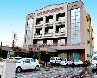 Hotel Shree Palace - Katra - Edificio