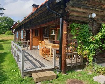 Beautiful 4-5 persons Cottage in Alvdalen - Älvdalen - Patio