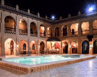 Nasser Palace Hôtel & Bivouacs - Merzouga - Pool