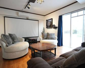 Cinema Resorts 4 - Motobu - Living room