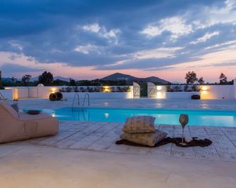 Naxian Lounge Villas - Naxos - Pool