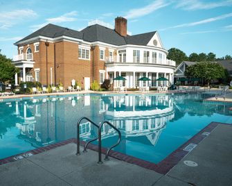 Vacation Village at Williamsburg - Williamsburg - Pool