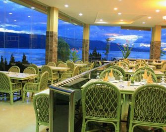 Danau Toba International Cottage - Parapat - Restaurante