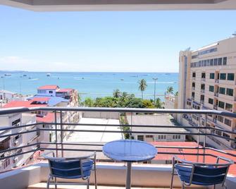 Sandy Spring Hotel - Pattaya - Varanda