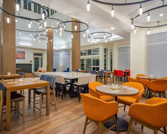Hilton Garden Inn Danbury - Danbury - Restaurant