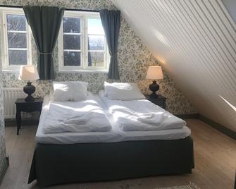 Lunkaberg Bed & Breakfast - Simrishamn - Schlafzimmer