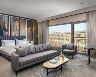 Crowne Plaza Istanbul Tuzla Viaport Marina by IHG - Çayırova