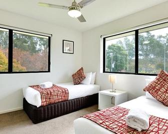 Apex Park Holiday Apartments - Wangaratta - Bedroom