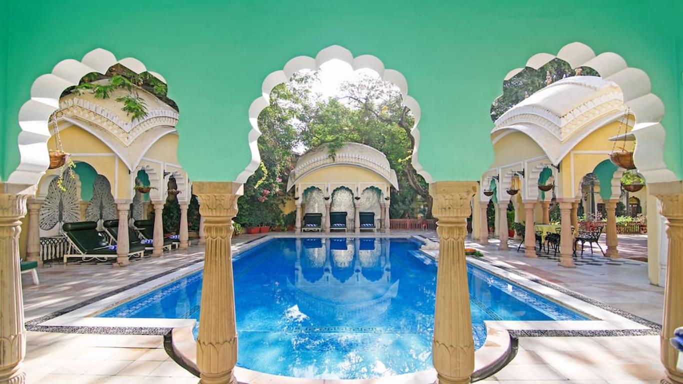 Alsisar Haveli - Heritage Hotel