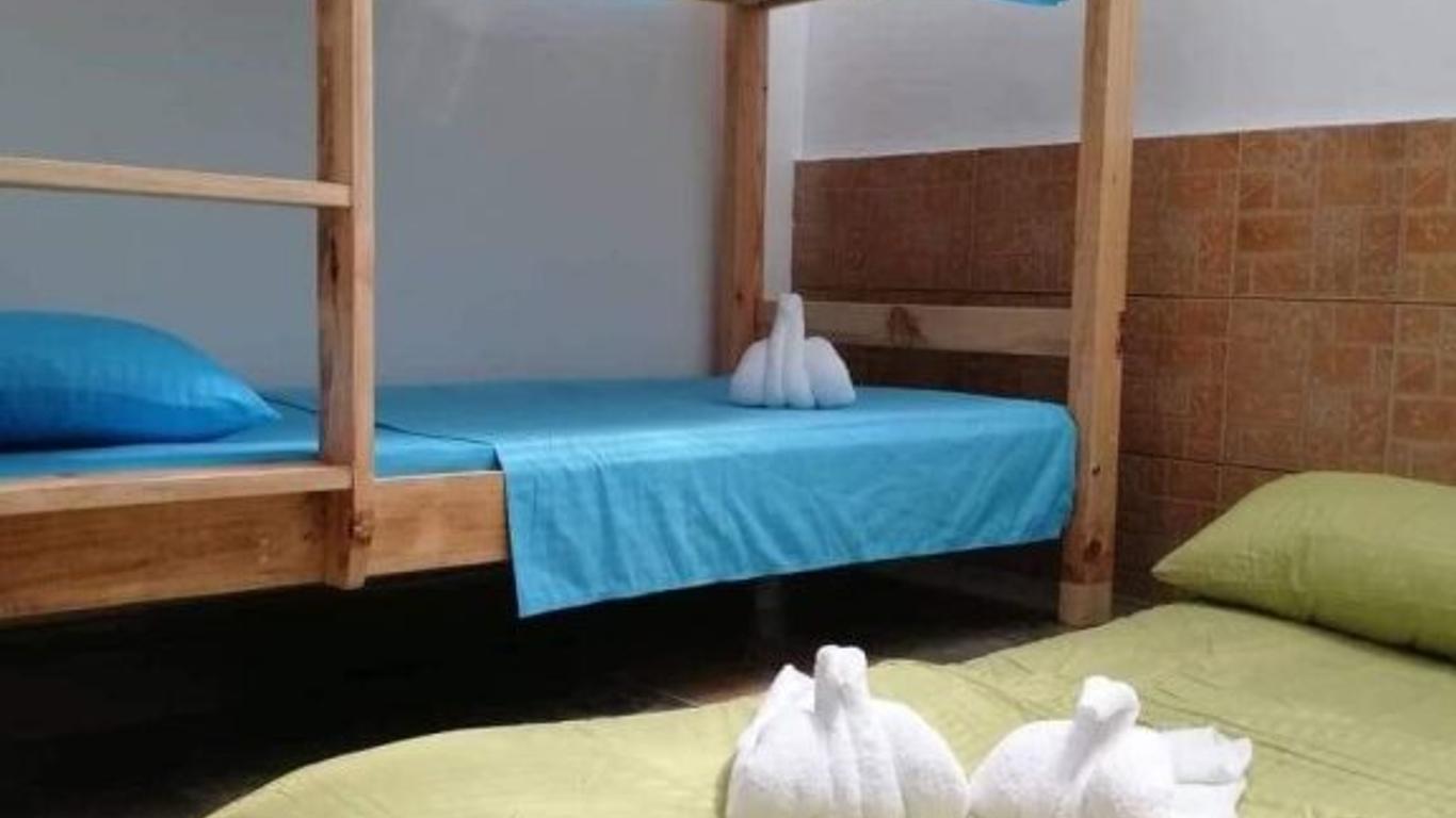 Yuj Inn - Hostel