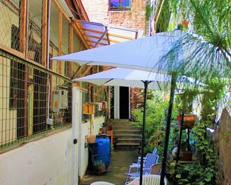 Casa Volante Hostal - Hostel - Valparaíso