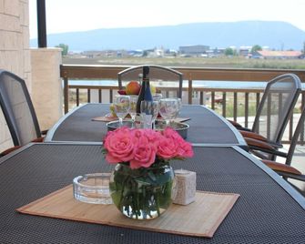 Guesthouse San Antonio - Trpanj - Balcón