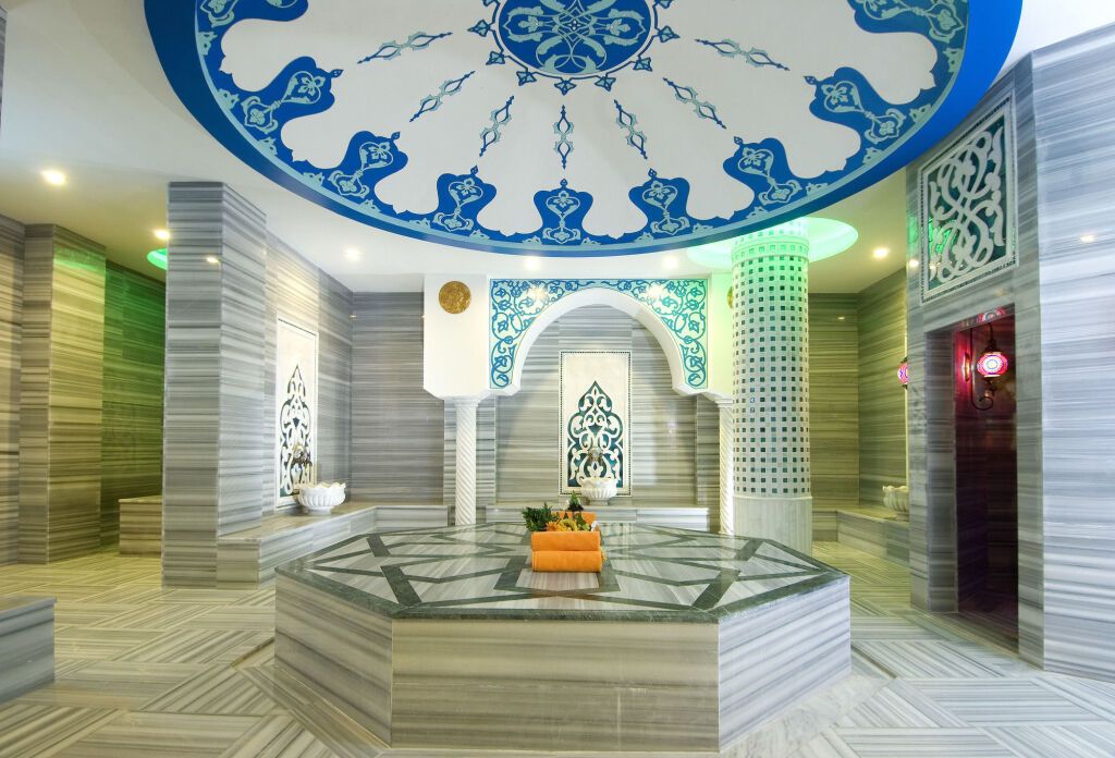 فندق ومنتجع أدينيا الحلال الشامل كليًا