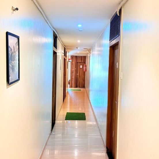Cozy Inn T2 Mumbai Airport image 1