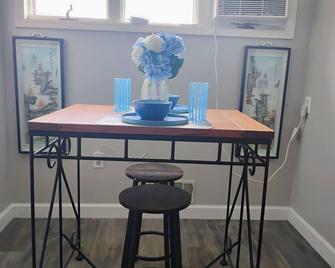 Charming 1-bedroom apartment with WiFi and AC in fantastic Vidalia - Vidalia - Comedor