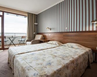 Selena Hotel - Balchik - Slaapkamer