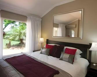 La Loggia Bed and Breakfast on Portland - Umhlanga - Bedroom