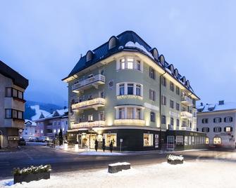 Post Hotel - Tradition & Lifestyle Adults Only - San Candido - Building