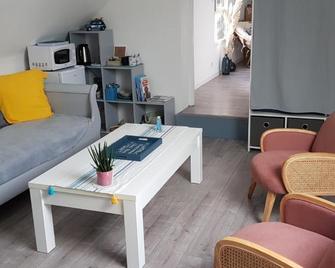 Au plaisir d'accueillir - Baden - Sala de estar