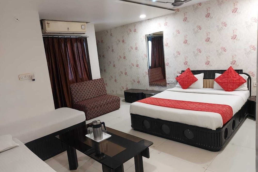 Hotel Galaxy - Indore - Makuuhuone